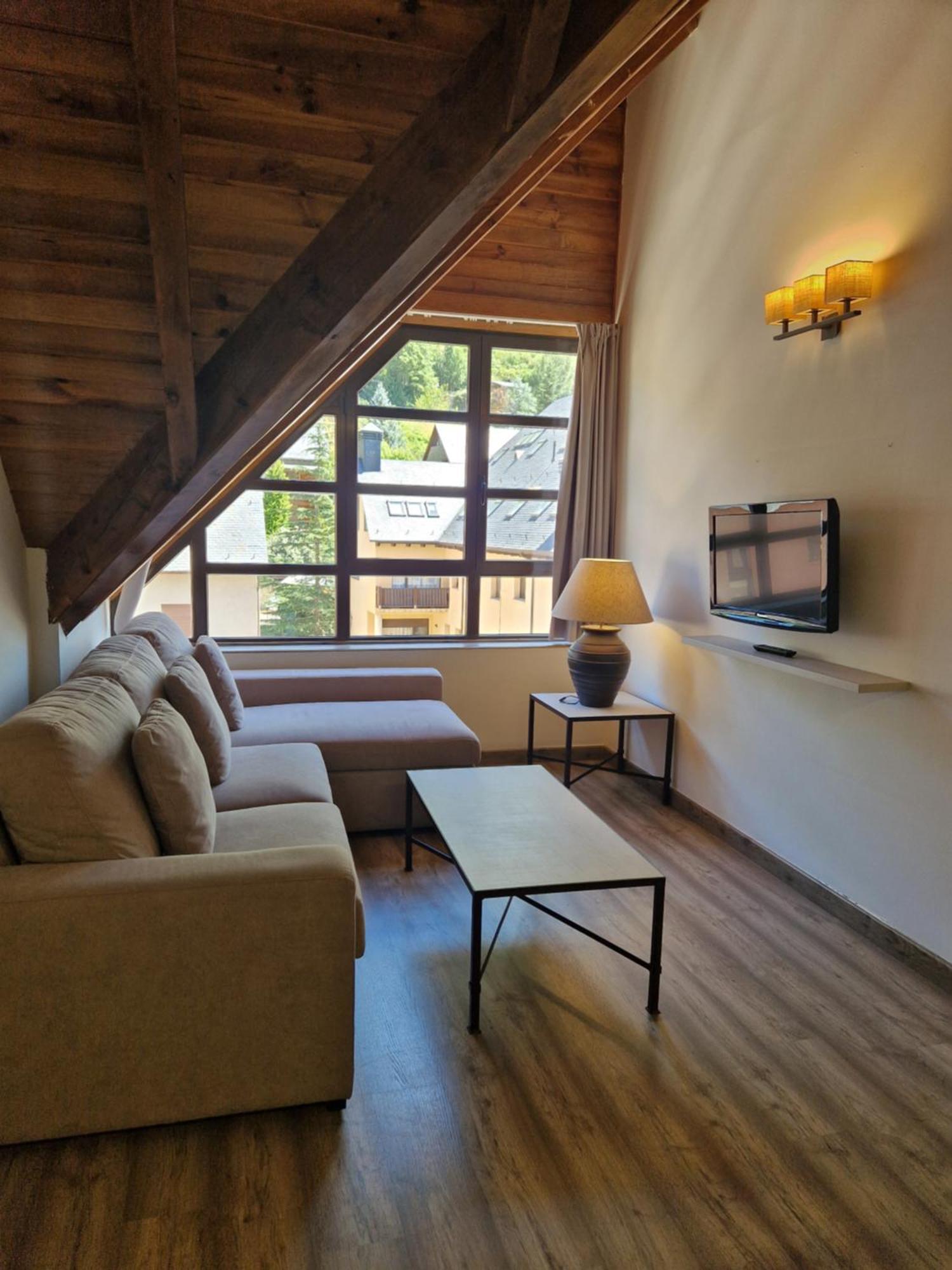 Aparthotel Eth Palai Vielha e Mijaran Exterior foto